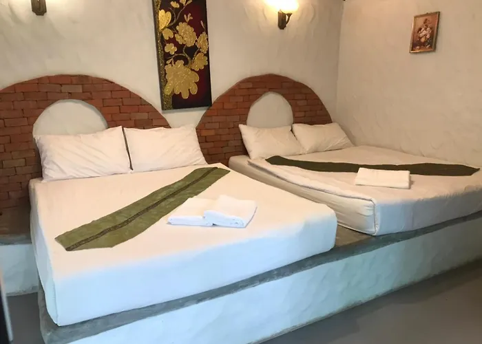 Baan Pong Tara Resort Suan Phueng