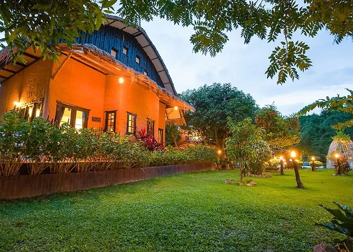Resort Baan Pong Tara Suan Phueng