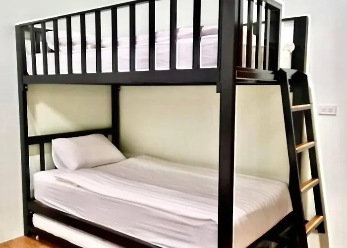 Baan Pong Tara Resort Suan Phueng