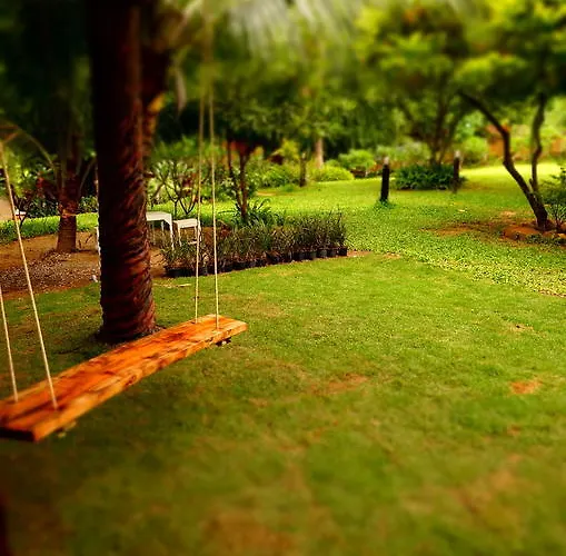 Baan Pong Tara Suan Phueng