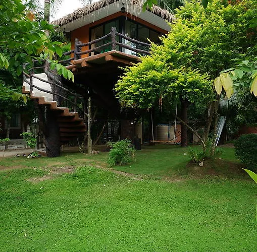 Baan Pong Tara