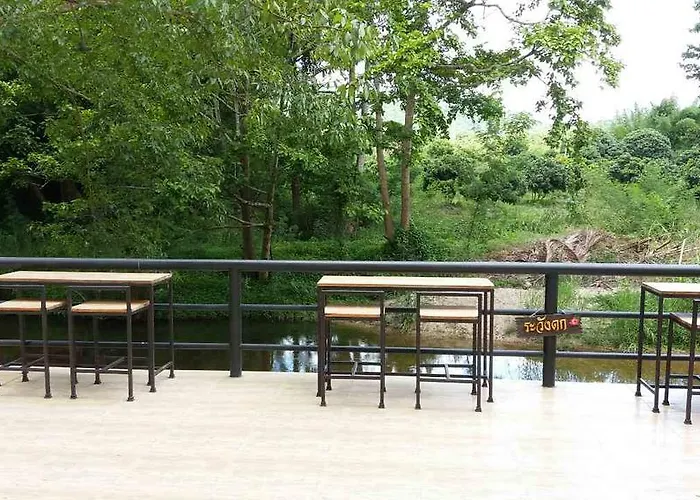 Baan Pong Tara Resort Suan Phueng