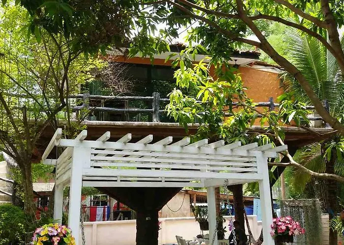 Baan Pong Tara 3*